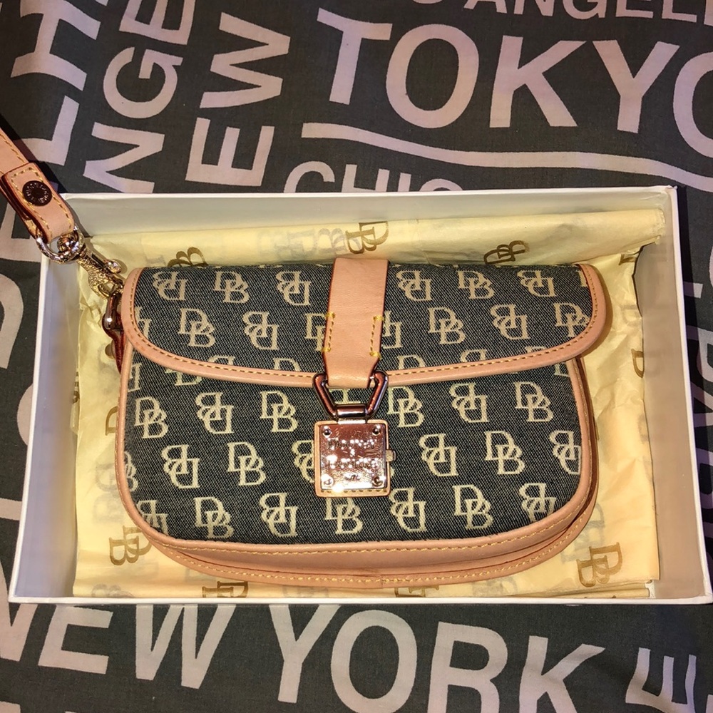 VINTAGE DOONEY & BOURKE WRISTLET